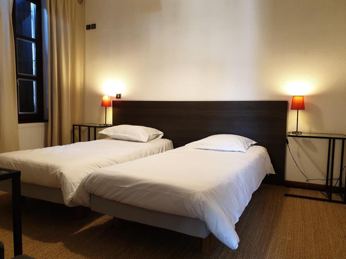 Le Relais Des Dix Crus - Logis Hotel B&B Корсель-ан-Божоле Экстерьер фото