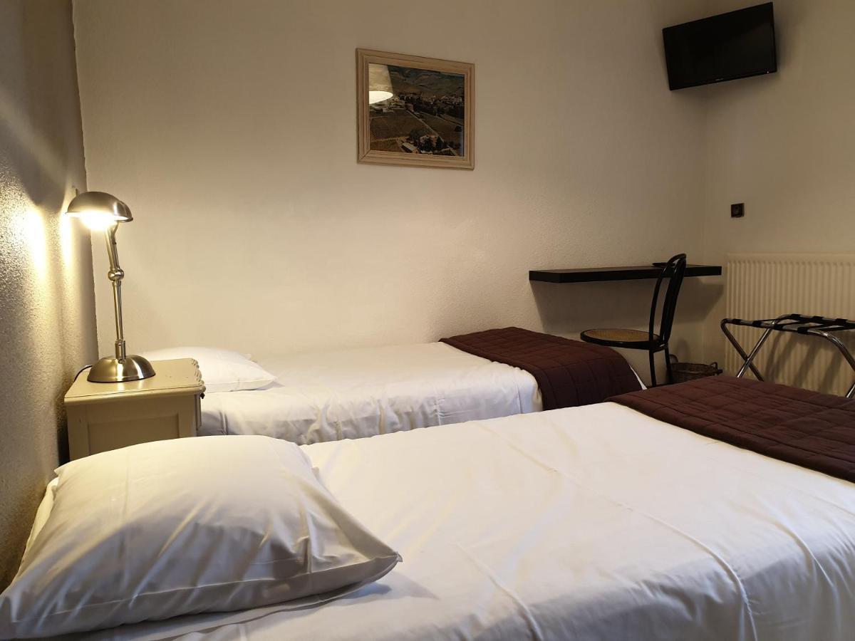 Le Relais Des Dix Crus - Logis Hotel B&B Корсель-ан-Божоле Экстерьер фото