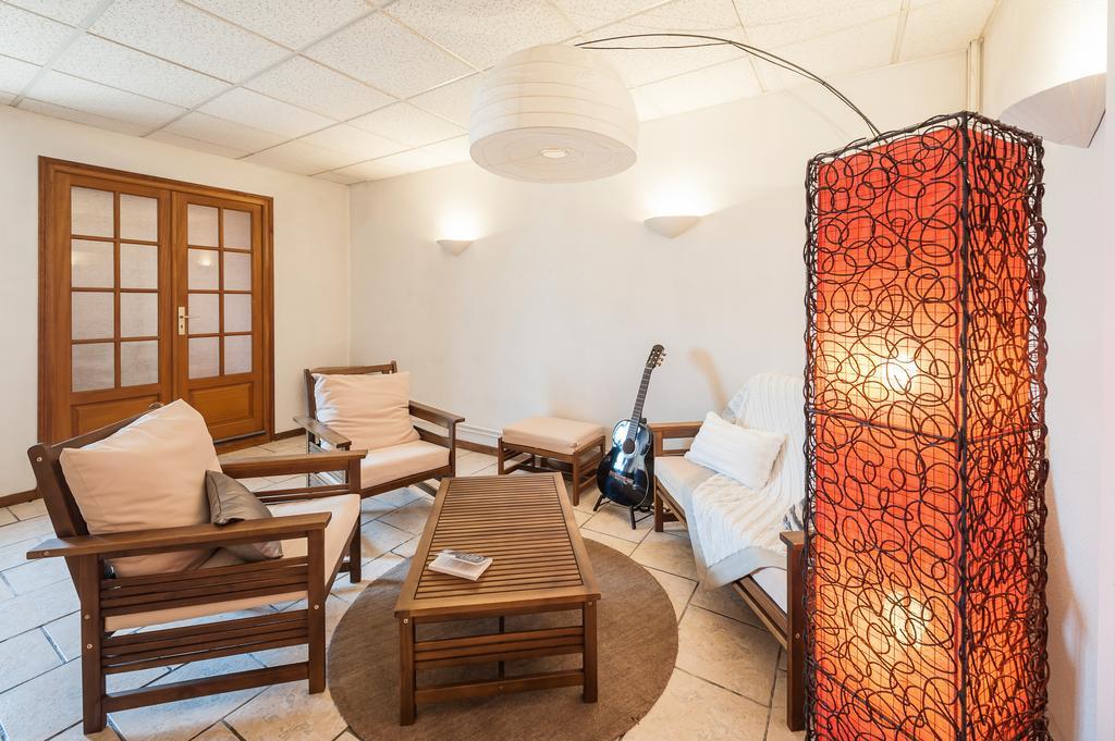 Le Relais Des Dix Crus - Logis Hotel B&B Корсель-ан-Божоле Экстерьер фото