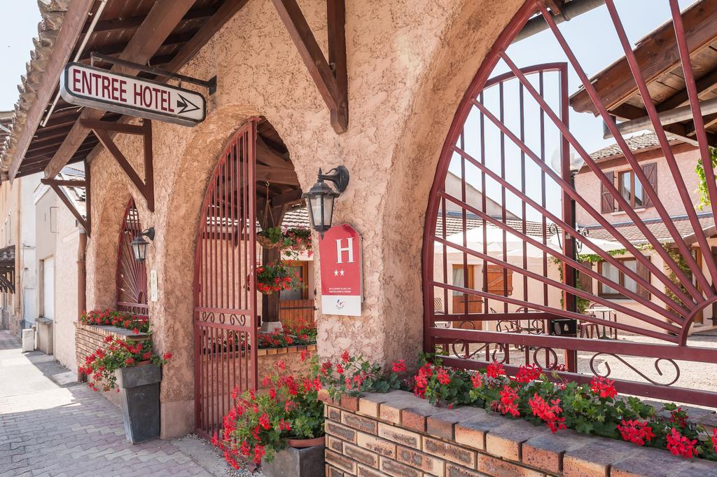 Le Relais Des Dix Crus - Logis Hotel B&B Корсель-ан-Божоле Экстерьер фото
